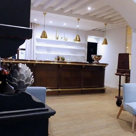 Hotel De France